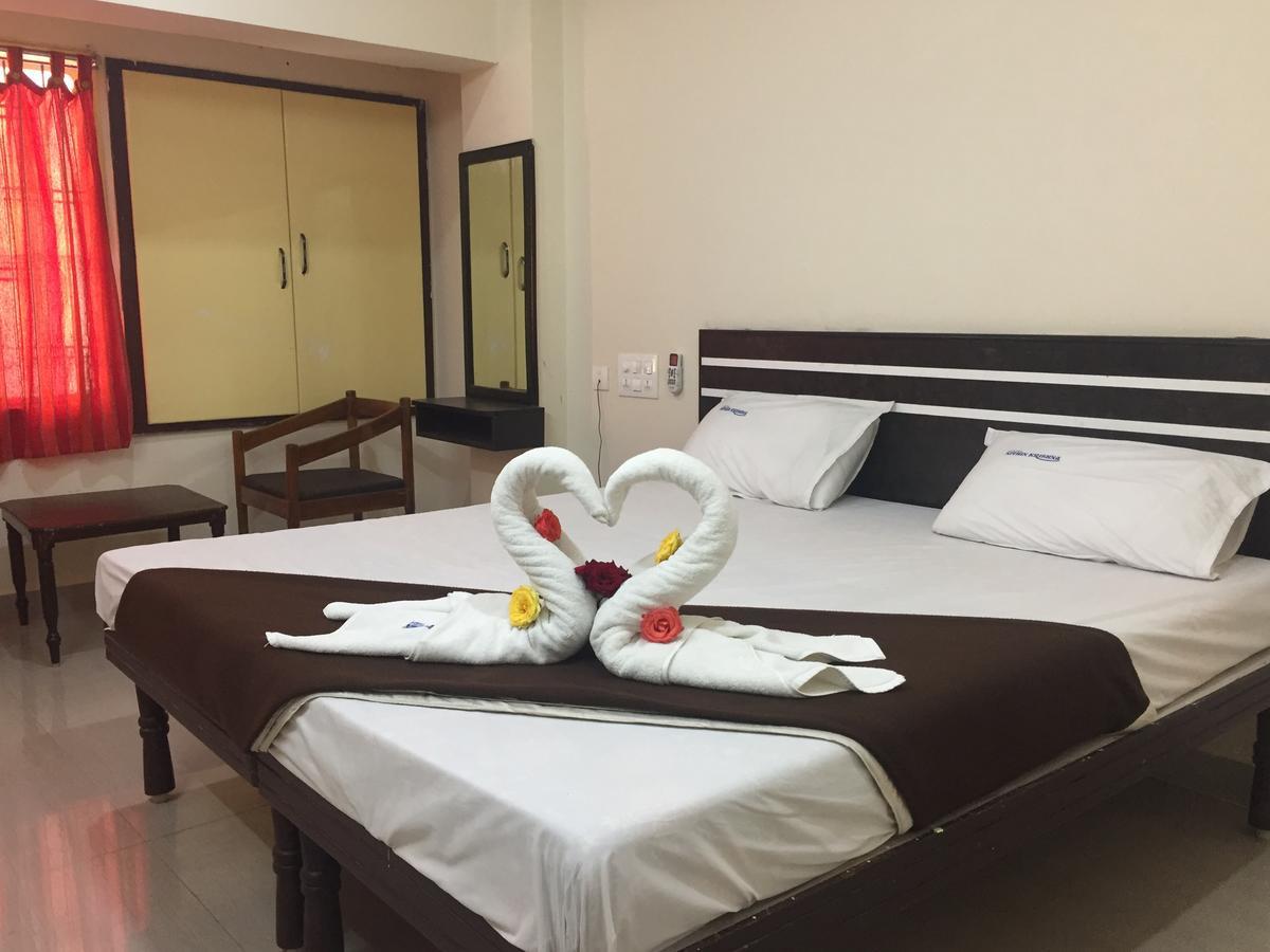 Hotel Nithin Krishna Tirupati Eksteriør bilde